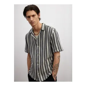 H&M Regular Fit Textured Resort Shirt Deal H&M Regular Fit Textured Resort Shirt Deal
