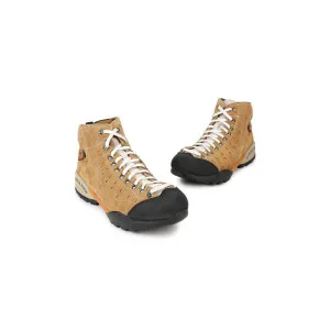 Woodland Footwear at ₹2099 | Myntra Deal Woodland Footwear at ₹2099 | Myntra Deal