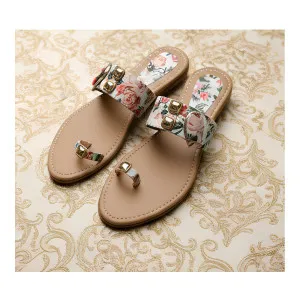 Clogi Women Beige Flats at ₹158 | FlashPrice Deal Clogi Women Beige Flats at ₹158 | FlashPrice Deal