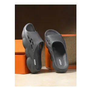 WROGN Men Sliders Flip Flops at ₹399 | Myntra Deal WROGN Men Sliders Flip Flops at ₹399 | Myntra Deal