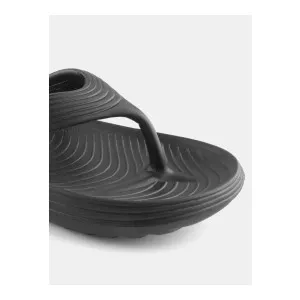 REDTAPE Women Flip Flops at ₹379 | Flipkart Deal REDTAPE Women Flip Flops at ₹379 | Flipkart Deal